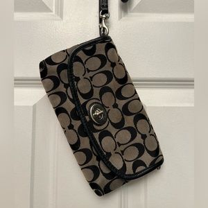 Coach Wristlet Wallet